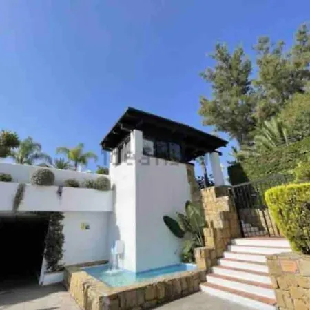 Apartment Luxury En Rio Real Marbella